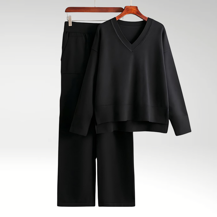 Carol | Two-Piece Set with V-Neck