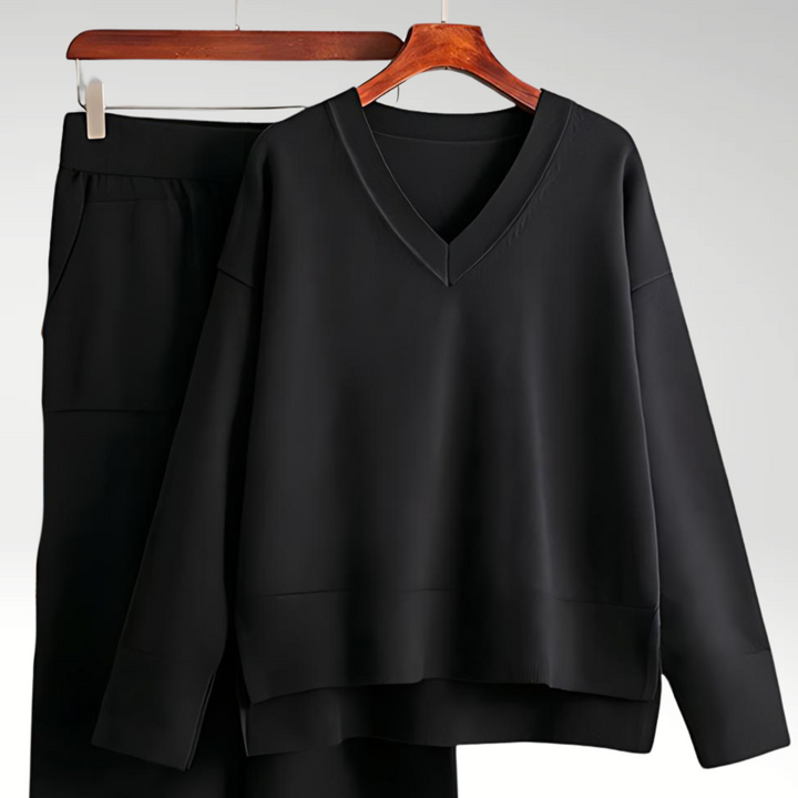 Carol | Two-Piece Set with V-Neck