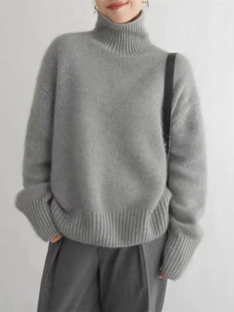 Amaya | Cashmere Turtleneck Sweater with Luxe Finish