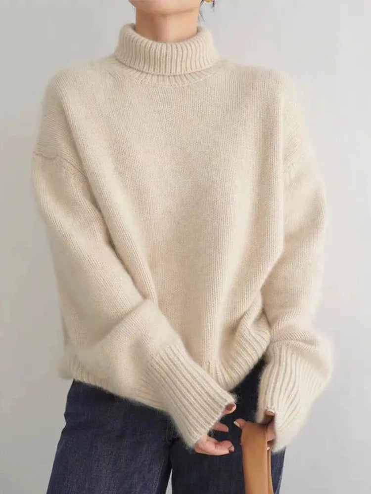 Amaya | Cashmere Turtleneck Sweater with Luxe Finish