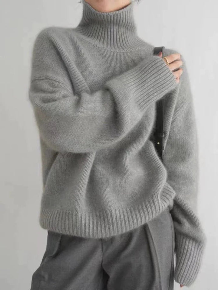 Amaya | Cashmere Turtleneck Sweater with Luxe Finish