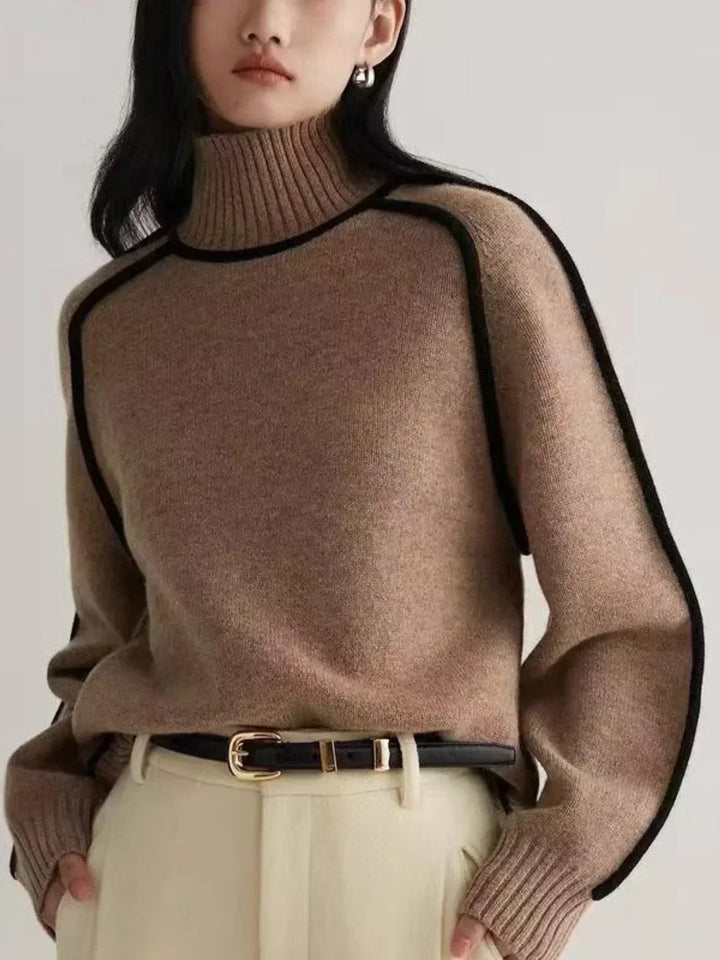 Donna | Turtleneck Sweater with Refined Design