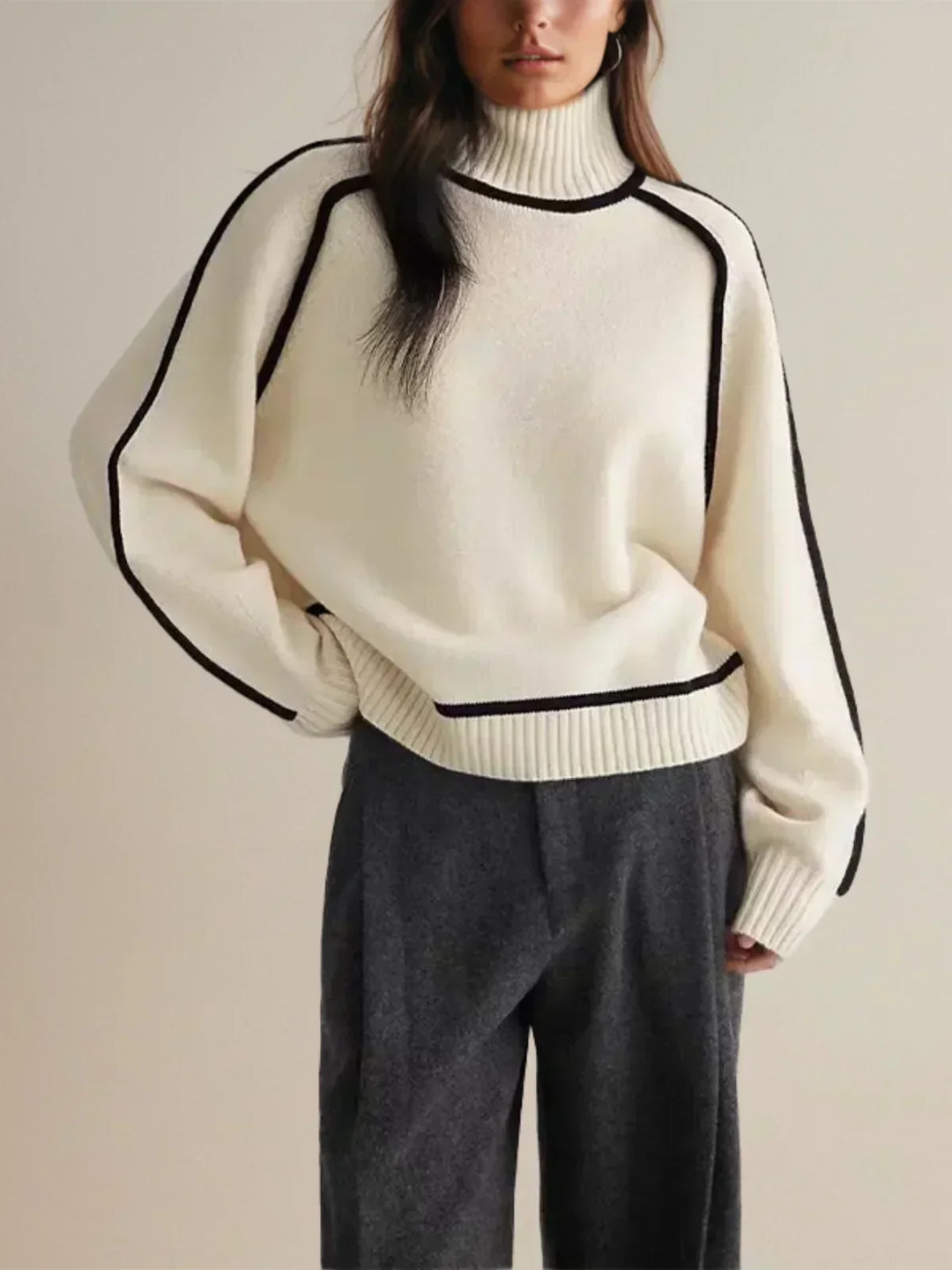 Donna | Turtleneck Sweater with Refined Design