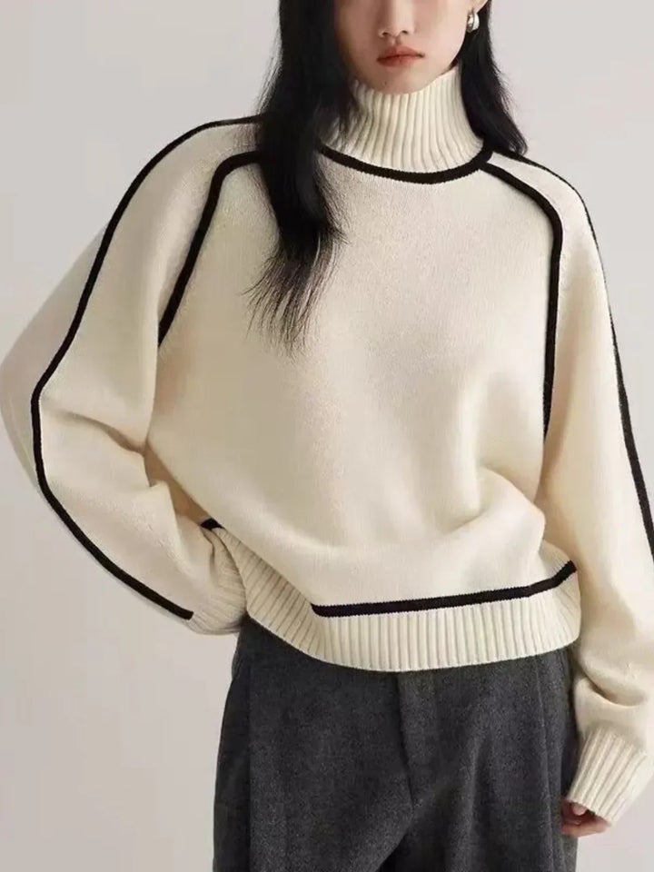 Donna | Turtleneck Sweater with Refined Design