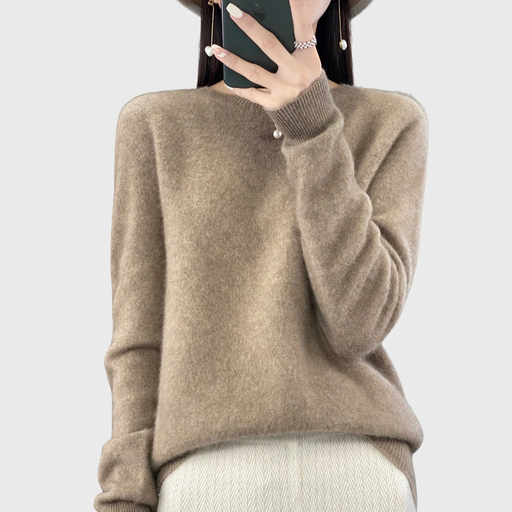 Anette | Sweater with Warmth for Cold Days